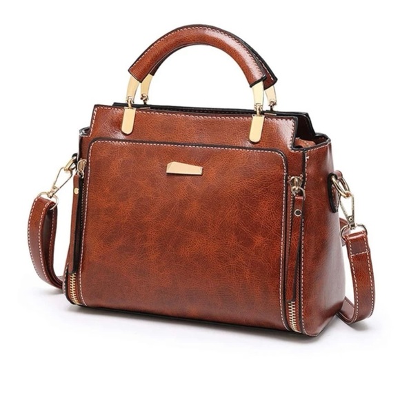 Women’s Leather Shoulder Bag - Picture 2 of 9